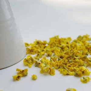 TISANE-JE-RAYONNE-2-Un-brin-de-Cueillette-Laure-GUILLOT-Paysanne-herboriste-Vosges
